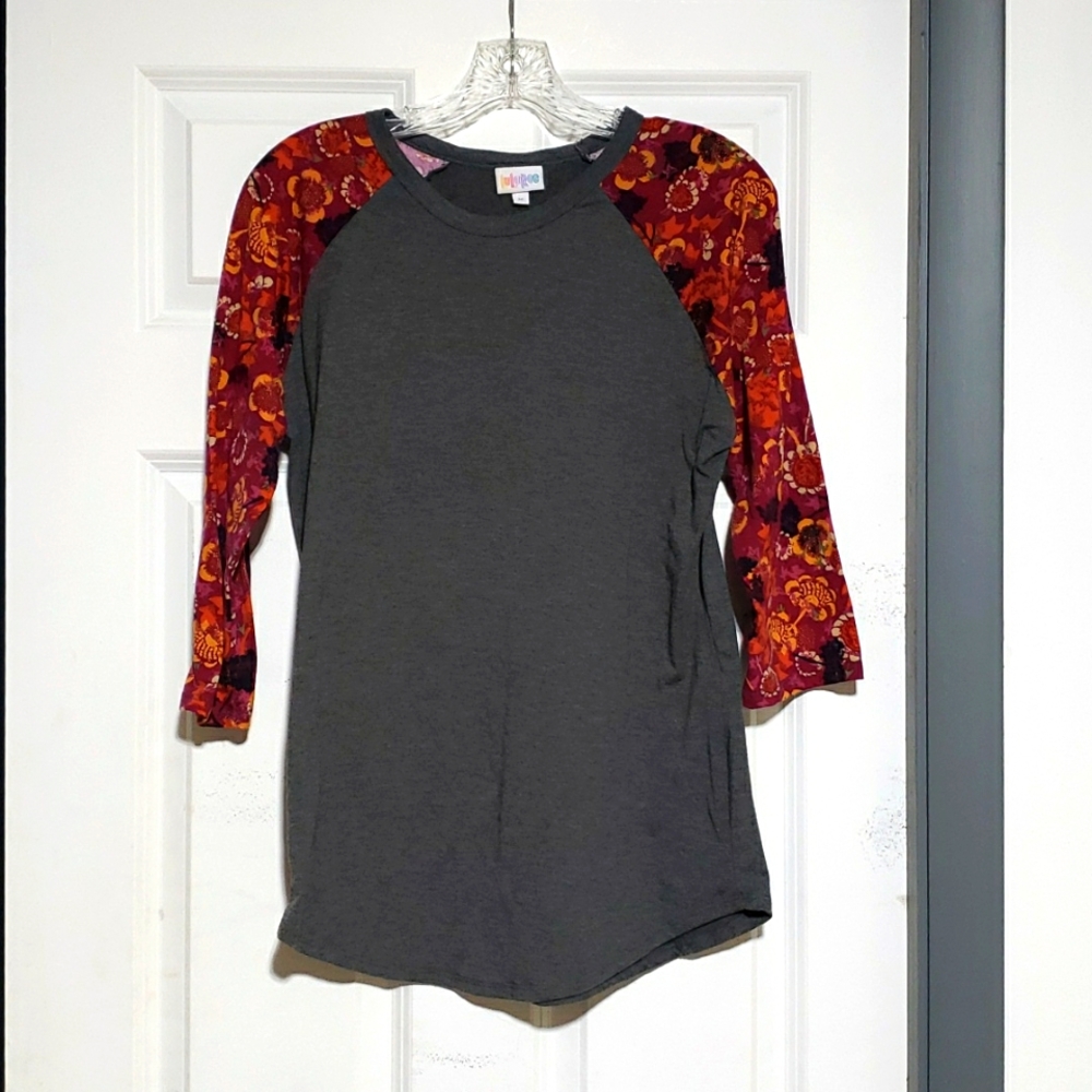 Lularoe shirt with 3/4 length sleeves size M